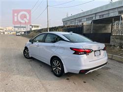 نيسان فيرسا